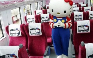 Tàu điện Hello Kitty bị mất đồ vì quá dễ thương