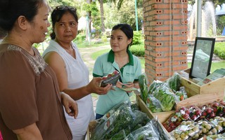 Chợ phiên nông sản hút người tiêu dùng Sài Gòn dịp cuối tuần