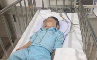 Tính mạng bé trai 1 tuổi ở Hà Nội từng bị bạo hành đang rất mong manh