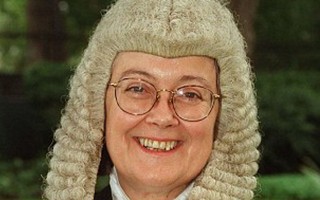 Nữ chánh án đầu tiên của Tòa án Tối cao Anh