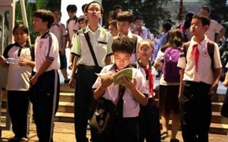 Học sinh Hà Nội ‘méo mặt’ học thêm vì áp lực môn thi thứ 4 kỳ thi vào 10 