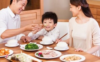 4 cách giúp bữa cơm gia đình thêm thú vị