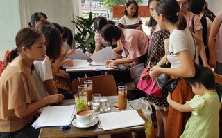 Gần 100 phụ nữ ký đơn khiếu nại mỹ phẩm Deaura và Ngân hàng VP Bank