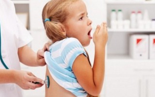 Nhận biết trẻ bị viêm phổi