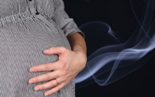 Nguy cơ sảy thai vì chất Coumarin trong thuốc lá nhập lậu