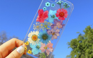 Trang trí ốp lưng điện thoại bằng hoa tươi tặng mẹ yêu 