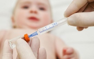 Tiêm bổ sung vaccine cho trẻ tại 6 tỉnh nhiều nguy cơ mắc sởi