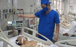 Nghệ An: Điều tra nhóm thanh niên chặn xe cấp cứu