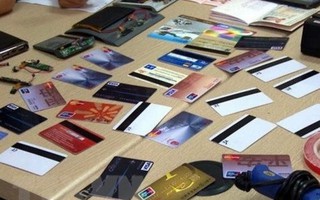 4 người Trung Quốc dùng thẻ ATM giả để rút tiền lĩnh án