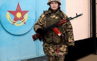Sức hút “khác biệt” của các nữ quân nhân Kazakhstan