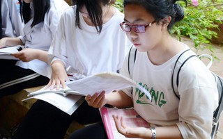 Nghi vấn lộ đề thi Toán tuyển sinh lớp 10, Sở GD&ĐT Hà Nội họp báo lần thứ 2 trong ngày