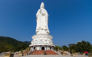 'Nữ tính hóa' - hình tượng đặc biệt trong Phật giáo Việt Nam