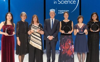 5 phụ nữ được trao giải thưởng khoa học quốc tế L'Oréal-UNESCO