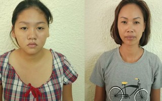 Bắt 2 phụ nữ bán hàng rong móc túi khách nước ngoài tại hồ Hoàn Kiếm
