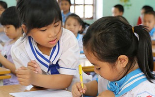 Đề thi cuối kỳ lớp 5 ở Nghệ An khiến trẻ “khóc như mưa”