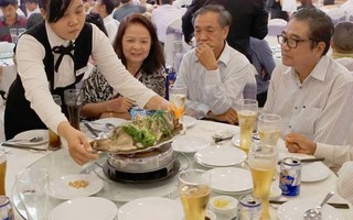 Mời quá 300 khách dự tiệc cưới, Phó chủ tịch xã ở Hà Nội bị kỷ luật
