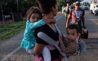 Cận cảnh bên trong trung tâm tị nạn cho trẻ em tại Mỹ