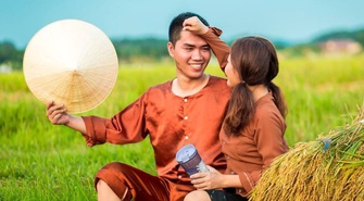 Hồn dân tộc qua những câu ca dao: Vẻ đẹp tâm hồn con người xứ Nghệ