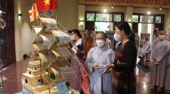 Chư Ni sinh Học viện Phật giáo Việt Nam tham gia hội thi “Hồ Chí Minh - Sáng mãi tên người”