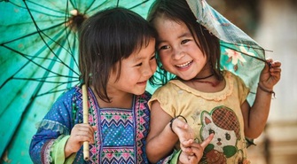 Cảm ơn con vì đã đánh thức thế giới trẻ thơ trong mẹ