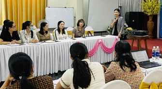 Nâng cao kiến thức, kỹ năng vận động phụ nữ dân tộc, tôn giáo cho cán bộ Hội cơ sở ở Quảng Bình
