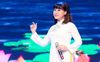 NSƯT Hồng Liên: Trào dâng xúc động mỗi khi hát về Bác Hồ