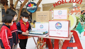 Báo PNVN tặng quà Mottainai cho trẻ em mồ côi, nhiễm HIV 