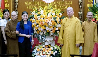 Hội LHPN Việt Nam chúc mừng Đại lễ Phật đản 2022