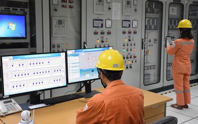 Thủ tướng chỉ thị tăng cường tiết kiệm điện