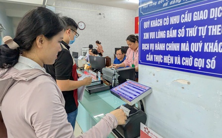 TPHCM: Người dân hài lòng, phấn khởi trong ngày đầu vận hành chính quyền địa phương 2 cấp