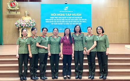 Phụ nữ Công an nhân dân quán triệt Nghị quyết Đại hội Phụ nữ toàn quốc lần thứ XIV