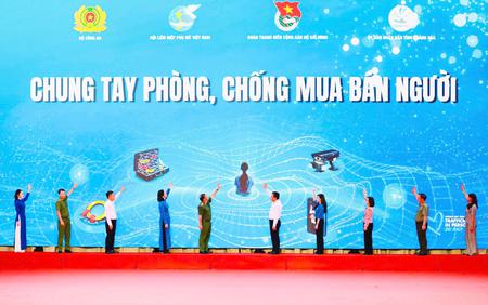 Đẩy mạnh phòng, chống mua bán người, đặc biệt là trên không gian mạng