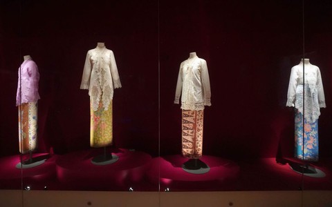 Kebaya: Chiếc áo kể về câu chuyện của nhiều nền văn hóa