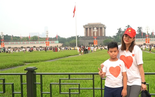 Lễ Chào cờ nhân kỷ niệm 75 năm Quốc khánh 2/9: “Hướng về Quảng trường Ba Đình cùng với niềm tự hào dân tộc”