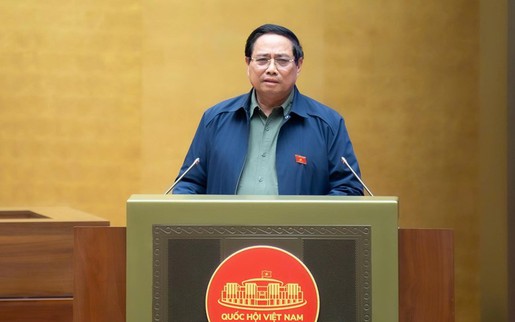 Thủ tướng: Chính phủ sẽ cân đối, xin ý kiến để tăng lương sớm hơn