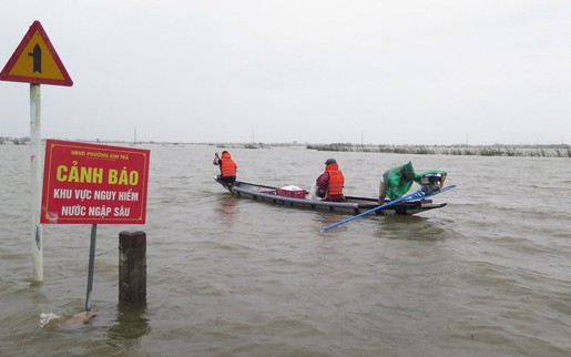 Huế: Hơn 12.200 ngôi nhà, nhiều tuyến giao thông, đô thị trung tâm bị ngập lụt
