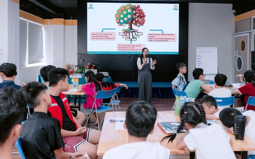 Trao thêm quyền phụ huynh, lo nguy cơ lạm thu trong trường càng lớn