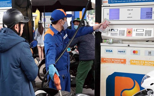 Giá xăng dầu đồng loạt tăng trở lại, xăng RON95-III có giá mới là 18.712 đồng