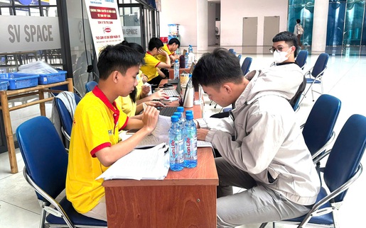 TPHCM: 3 chương trình hỗ trợ sinh viên trong dịp Tết Bính Ngọ