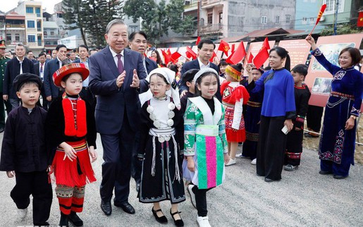 Tổng Bí thư Tô Lâm dự lễ khởi công trường nội trú liên cấp vùng biên tại Cao Bằng