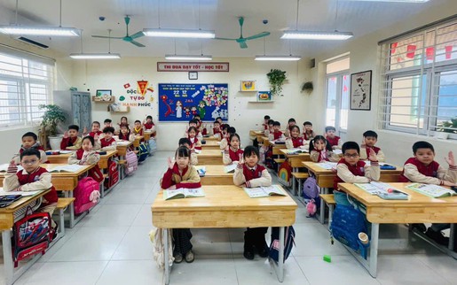 Hà Nội rét đậm: Trường học hạn chế hoạt động ngoài trời, lùi giờ vào lớp