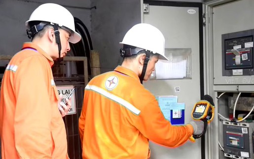 Xem xét giảm giá điện từ 1/11, giảm thuế tiêu thụ đặc biệt với xăng về 0%