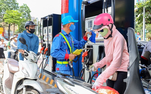 Giá xăng RON95, dầu diesel tăng