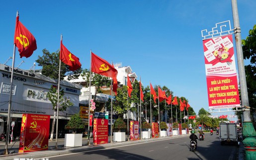 Người đại biểu dân cử: Hiểu, giải quyết vấn đề, phát triển địa phương