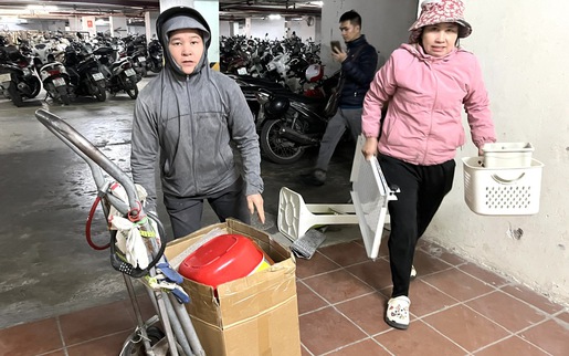 8/3 của những người phụ nữ "không hoa"