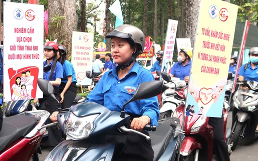 Mức sinh xuống thấp "báo động đỏ", TPHCM tổ chức chiến dịch hành động khẩn