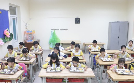 Hà Nội: Truy đến cùng trách nhiệm về vi phạm thực phẩm học đường