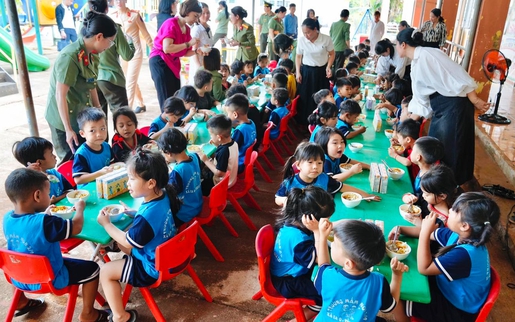 735 học sinh tiểu học tại Vĩnh Long được hỗ trợ "Bữa ăn dinh dưỡng học đường" năm học 2026-2027