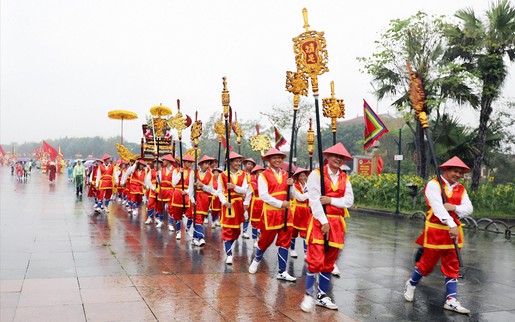 Thời tiết dịp Giỗ Tổ Hùng Vương: Bắc Bộ mưa dông, Nam Bộ nắng nóng