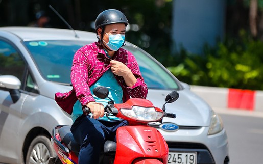 Nắng nóng bao trùm cả nước, miền Trung chạm ngưỡng trên 40 độ C